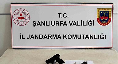 Şüpheli şahısların üzerindn uyuşturucu ve silah çıktı
