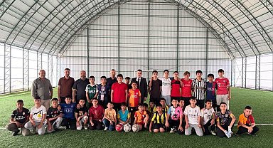 Susuz'da Yaz Kur'an Kursu öğrencilerine futbol moral oldu