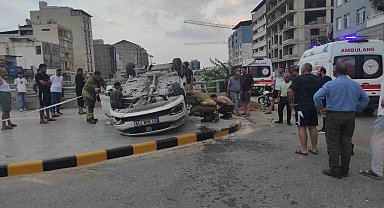 Takla atarak hurdaya dönen Fiat 2 kişiye mezar oldu