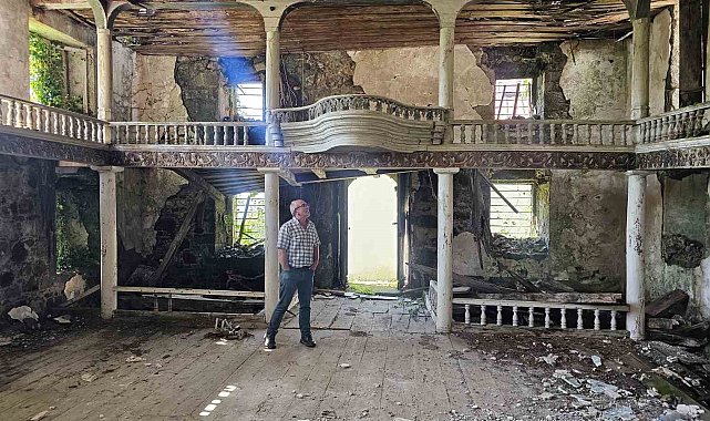Tarihi cami 20 yıldır restorasyon bekliyor: "Bir 20 yıl daha bekleyemeyiz"