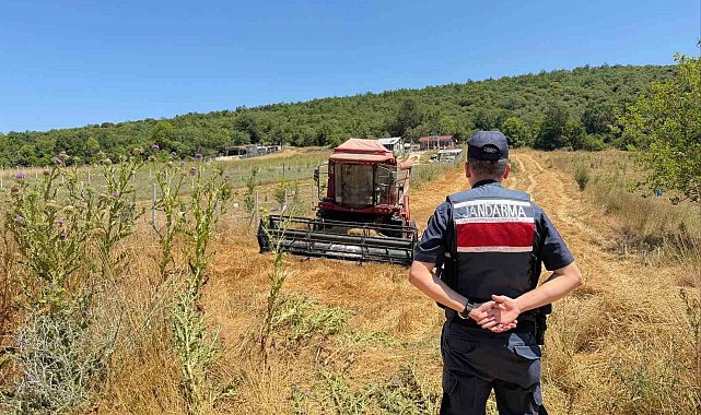 Tarlada su tankersiz hasat yapan biçördöver sahibine 3 bin 705 lira ceza