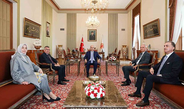 TBMM Başkanı Kurtulmuş'tan AK Parti'ye ziyaret
