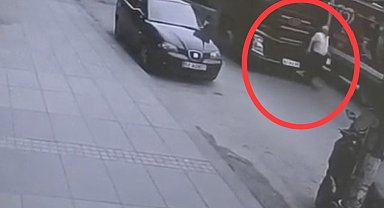 Tırın altında kalan yaşlı adam hayatını kaybetti