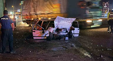 Tofaş, kağıt gibi ezildi: 1 ölü, 3 yaralı