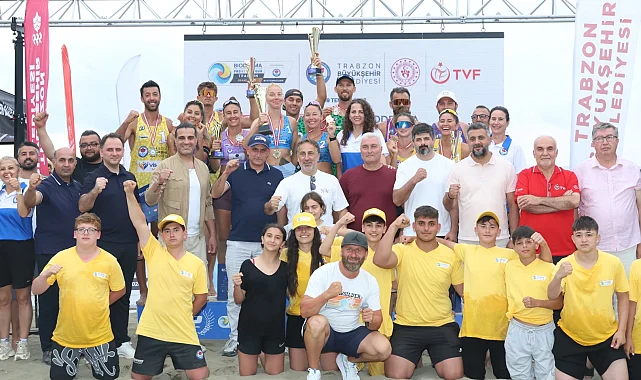 Trabzon'da plaj voleybolu heyecanı