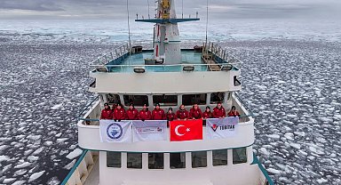 TÜBİTAK'ın 6. Arktik Bilim Seferi sürüyor... Kuzey Kutbu'nda iklim değişikliği araştırılıyor