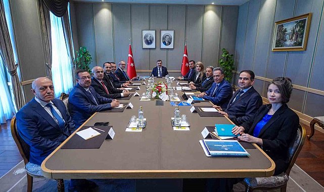 Turgut Özal Tıp Merkezi'nin ihtiyaçları Cumhurbaşkanı Yardımcısı Cevdet Yılmaz'a aktarıldı