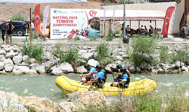 Türkiye Rafting Şampiyonası 3. ayak yarışları Van'da başladı
