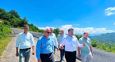 Ulubey'de sıcak asfalt ve beton yol çalışmaları devam ediyor