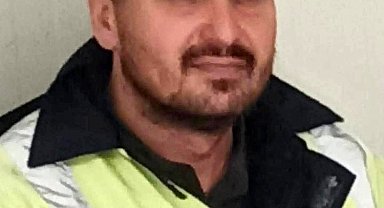 Üzerine konteyner devrilen işçi öldü