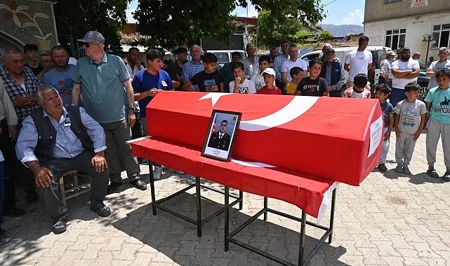 Uzman çavuş senelik izne geldiği memleketinde hayatını kaybetti