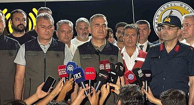 Vali Akbıyık: "Orman yangını için 417 personel ve 126 araçla mücadelemiz sürüyor"