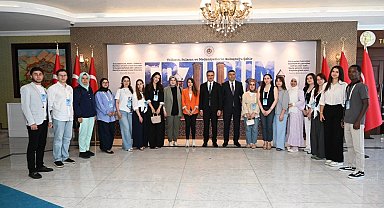Vali Baruş, Uluslararası Tömer öğrencilerini kabul etti