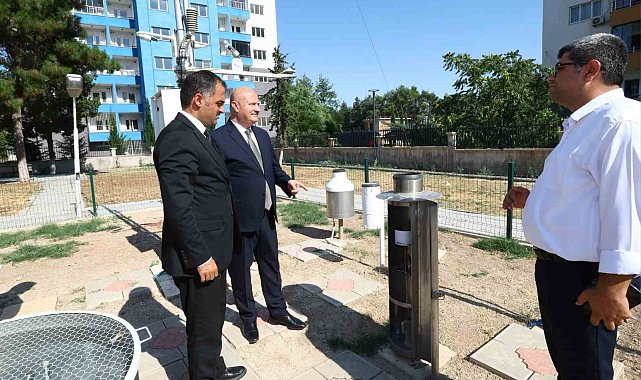 Vali Küçük, meteoroloji müdürlüğünü ziyaret etti