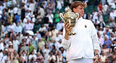 Wimbledon'da Jannik Sinner üst üste 2. kez şampiyon