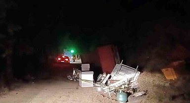 Yayla dönüşünde devrilen kamyonetteki 1 kişi hayatını kaybetti, 1 kişi yaralandı