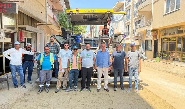 Yenipazar'da sıcak asfalt çalışmaları hız kesmeden sürüyor