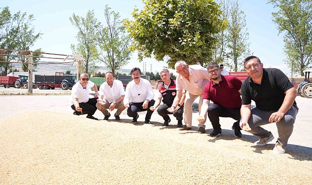 Yenişehir'de buğday alımları başladı: Başkan Ercan Özel'den üreti̇ciye tam destek