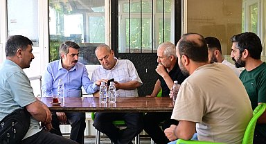 Yıldırım Belediye Başkanı Oktay Yılmaz, Teleferik Mahallesi'nde esnafla bir araya geldi