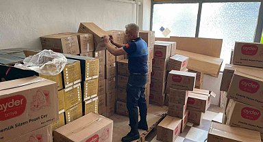 Zabıta ekipleri son kullanım tarihi geçen 768 kilogram poşet çaya el koydu
