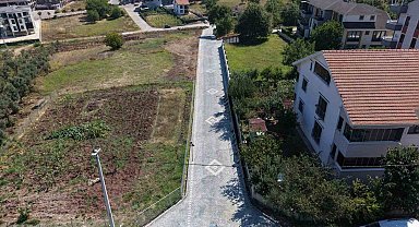 150 yıllık köprünün bağlantı yoluna parke döşendi