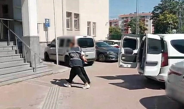 28 yıl kesinleşmiş cezası olan firari polisten kaçamadı