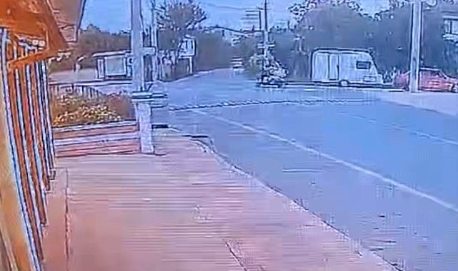3 tekerli elektrikli bisiklet devrildi: 1 ağır yaralı