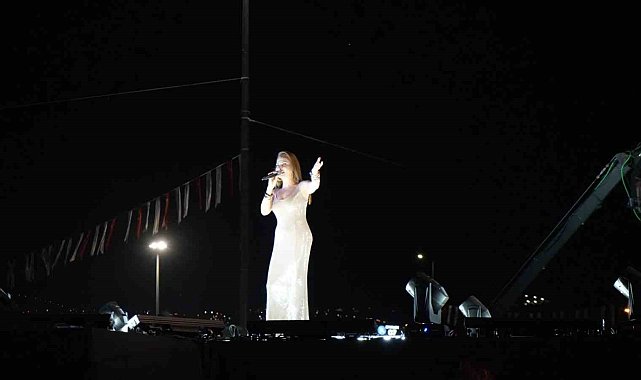 'Sivaslılar Günü'nde Ebru Yaşar rüzgarı