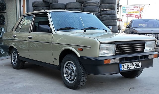 40 yıldır açmadığı kaseti ve hayalini kurduğu 1987 model otomobili hayranı olduğu Cengiz Kurtoğlu'yla buluşturdu