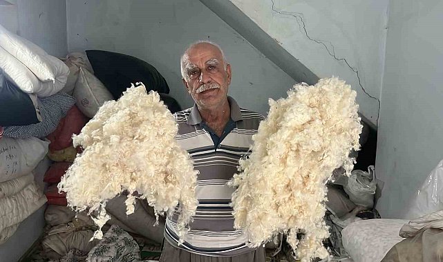 52 yıldır el emeğiyle üretiyor, mesleğin yok olmaasına karşı direniyor