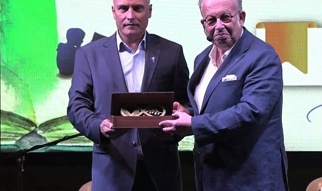 8. Edremit Kitap Fuarı'nın ikinci günü dolu dolu geçti
