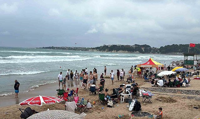 Ablasını kurtarmak için denize giren 19 yaşındaki genç hayatını kaybetti