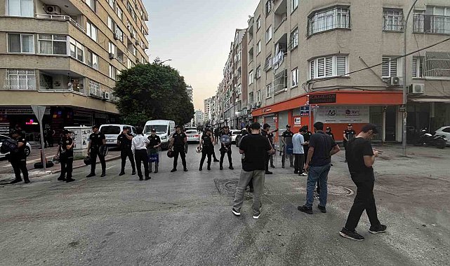 Adana'da Kuytulculara yönelik operasyon: Polis Alparslan Kuytul'un evinde arama yapıyor