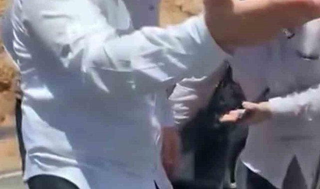 Adıyaman'da trafikte kavga: Yolu trafiğe kapatıp saldırmaya çalıştılar