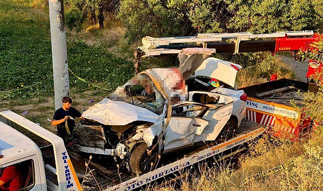 Afyonkarahisar'da feci kaza: 2 ölü, 2 yaralı