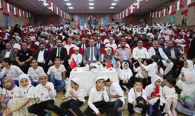 Ağrı'da TÜGVA Yaz Okulu öğrencilerin katılımıyla sona erdi