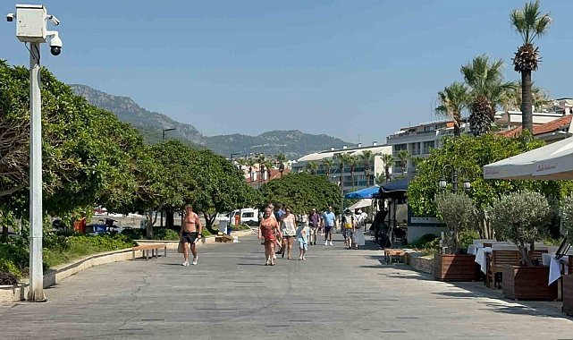 Ağustos seferlerine başladı, Marmaris'e 3 bin 700 turist getirdi
