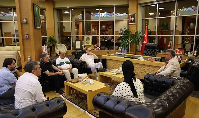 Ahmet Özhan'dan DPÜ'ye ziyaret: Kütahya'nın Mevlevî ve tasavvufî ruhu konuşuldu