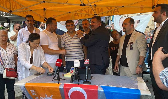 AK Parti Konak'ta 25. kuruluş yılında 500 yeni üye