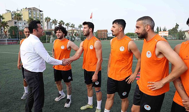 Akdeniz Belediye Spor yeni sezon öncesi moral depoladı