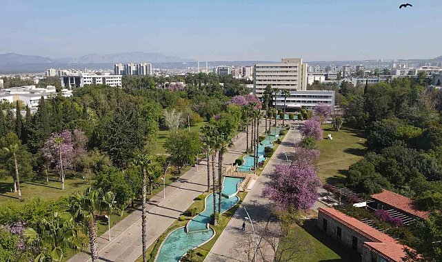Akdeniz Üniversitesi Çevre Hizmet Ödülleri 28'inci kez sahiplerini buldu