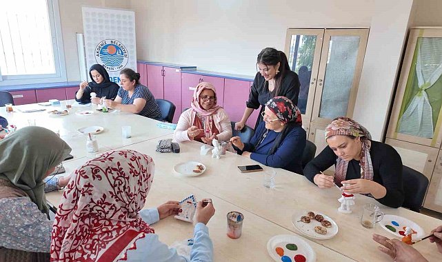 Akdeniz'de kadınlara yönelik 'Sevgi Sanatı' atölyesi