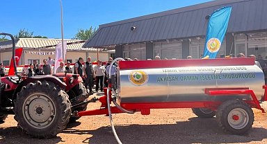 Akhisar'da orman köylerine 14 su tankeri teslim edildi