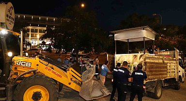 Aksu'da kaldırım işgallerine yönelik denetimler devam ediyor