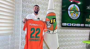 Alanyaspor, AEK forması giyen Paolo Fernandes'i kiralık olarak kadrosuna kattı