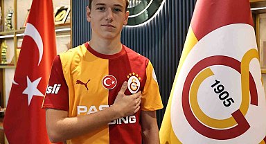 Aleksey Batrakov, Galatasaray'ın ilk Rus futbolcusu oldu