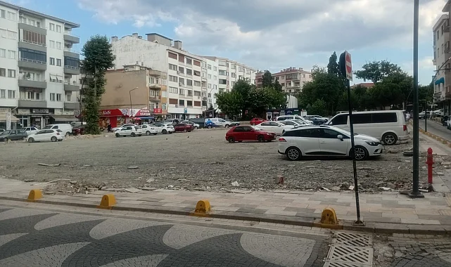 Ali Paşa Çarşısı'nın yeri otopark oldu, toz sorunu başladı! Gözler belediyede