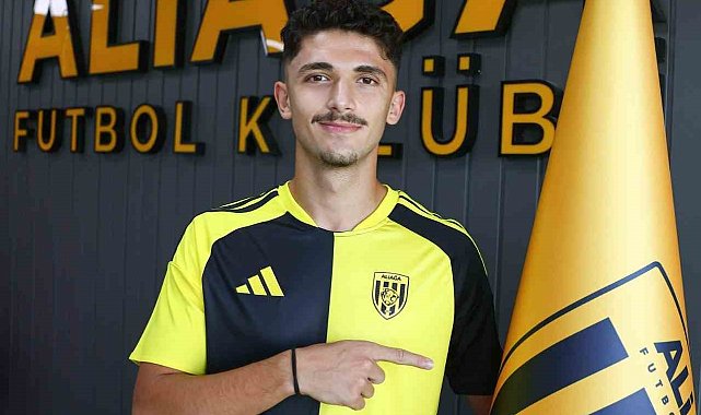 Aliağa FK'de Adnan Aktaş geldi, Ahmet İlhan gitti