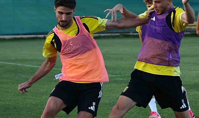 Aliağa FK'nin Afyon kampı başladı