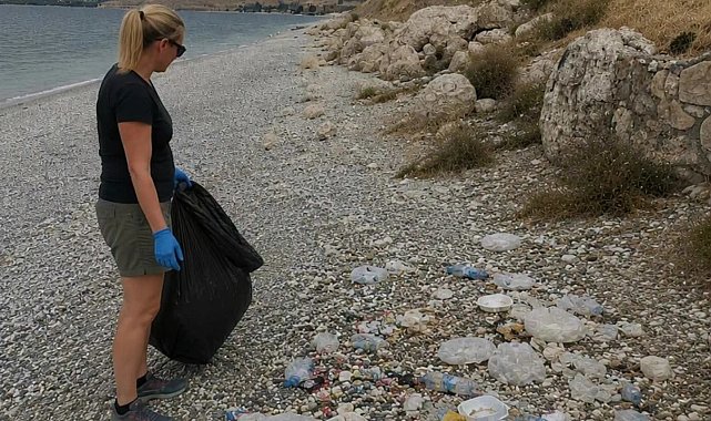 Alman turistten Bitlis'te çevre temizliği